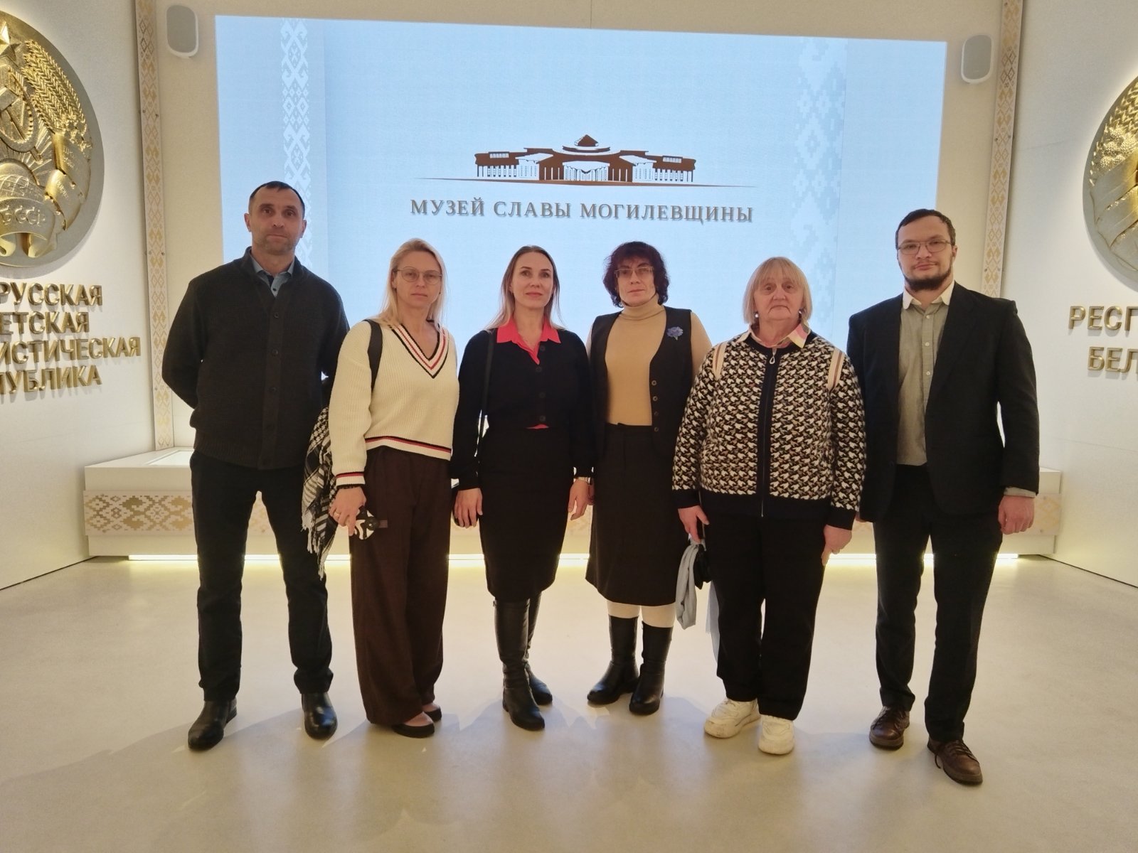 img-464feea51cf1d030ce9fa0aacee8b01a-v