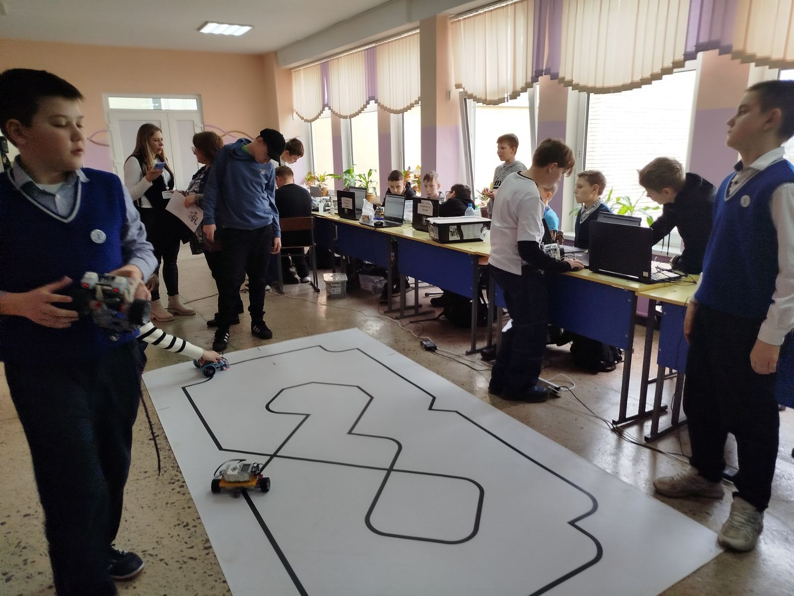 img-0f433b9df624e043ff1cf02a32aade64-v